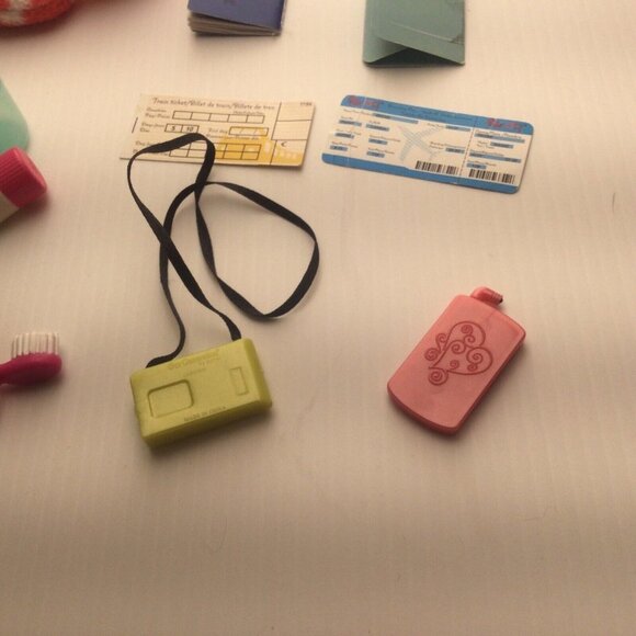 18” Doll 10 Piece Traveller Set - Picture 8 of 12